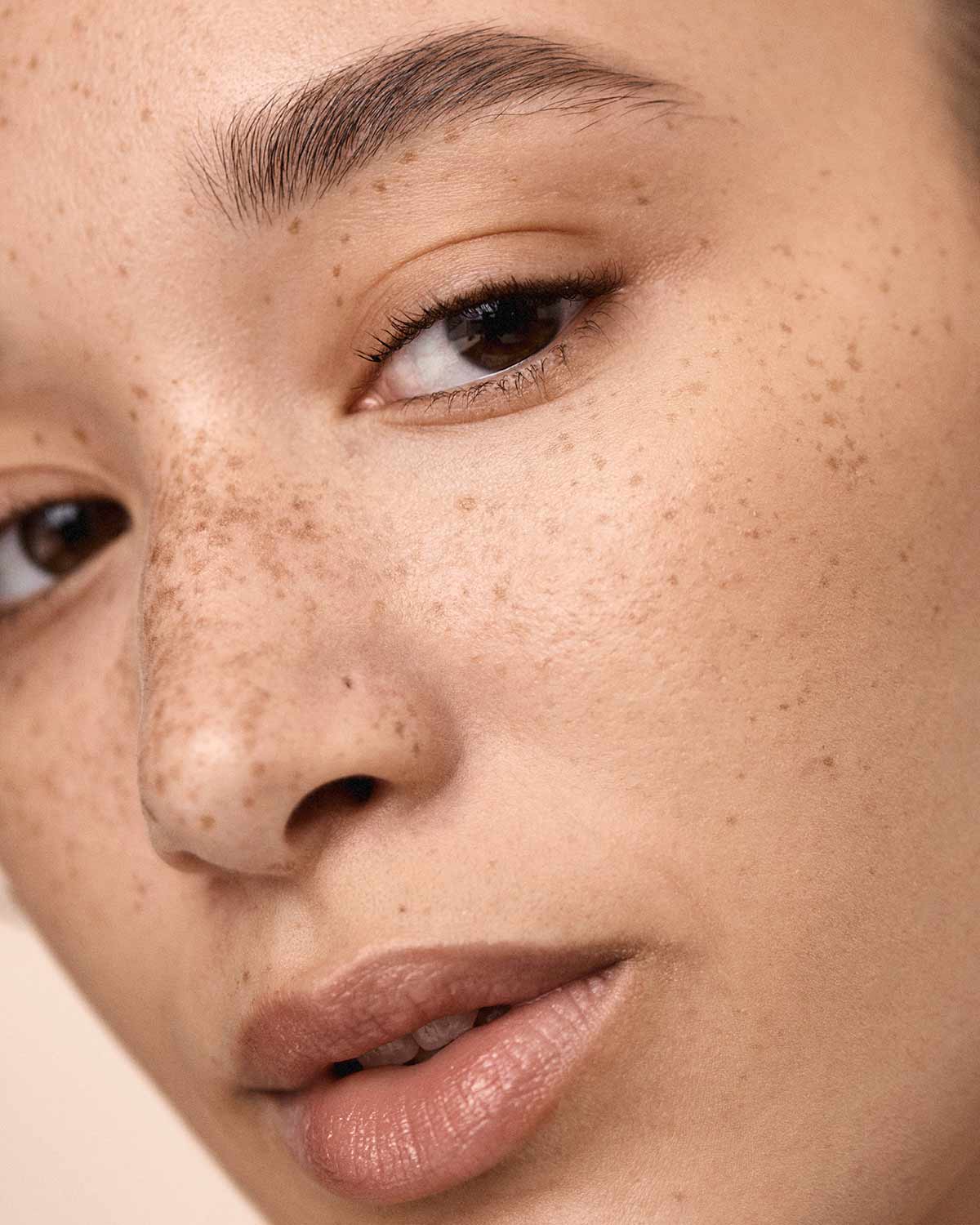 Bright Fix Under Eye Brightener - Hydrating & Crease-Resistant Concealer