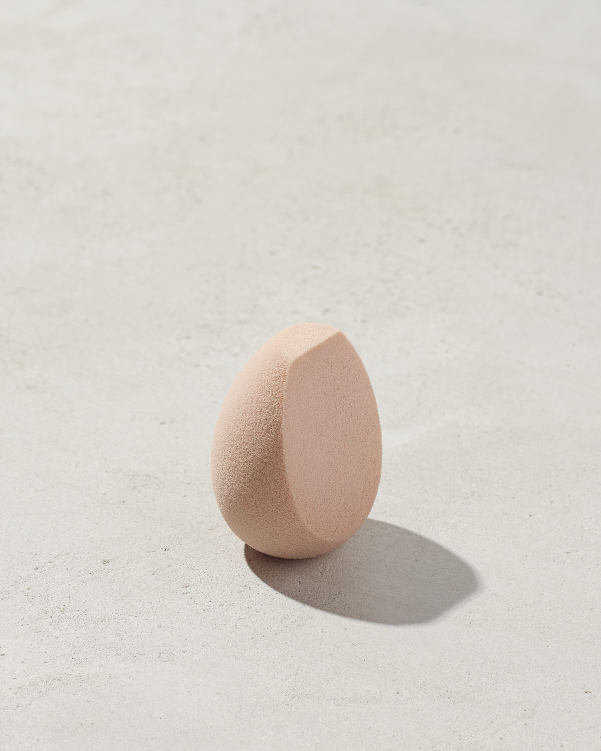 Latex-Free Precision Makeup Sponge - 3-Sided Blender