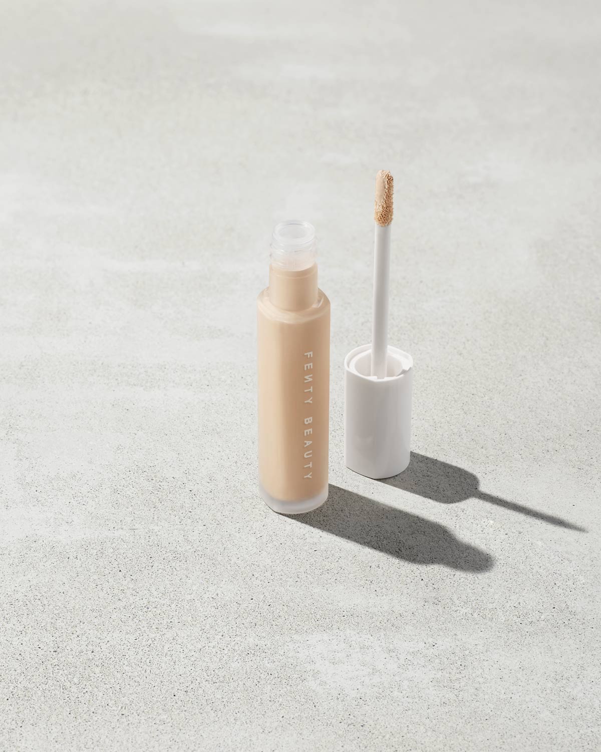 Fenty Beauty Pro Filt'r Concealer — #140, Creamy & Longwear