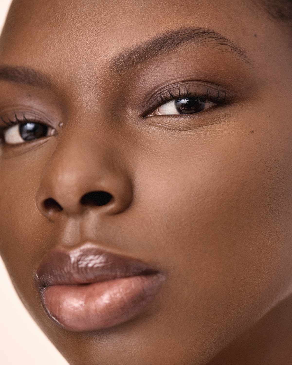 Bright Fix Toffee Undereye Brightener - Hydrating & Crease-Resistant