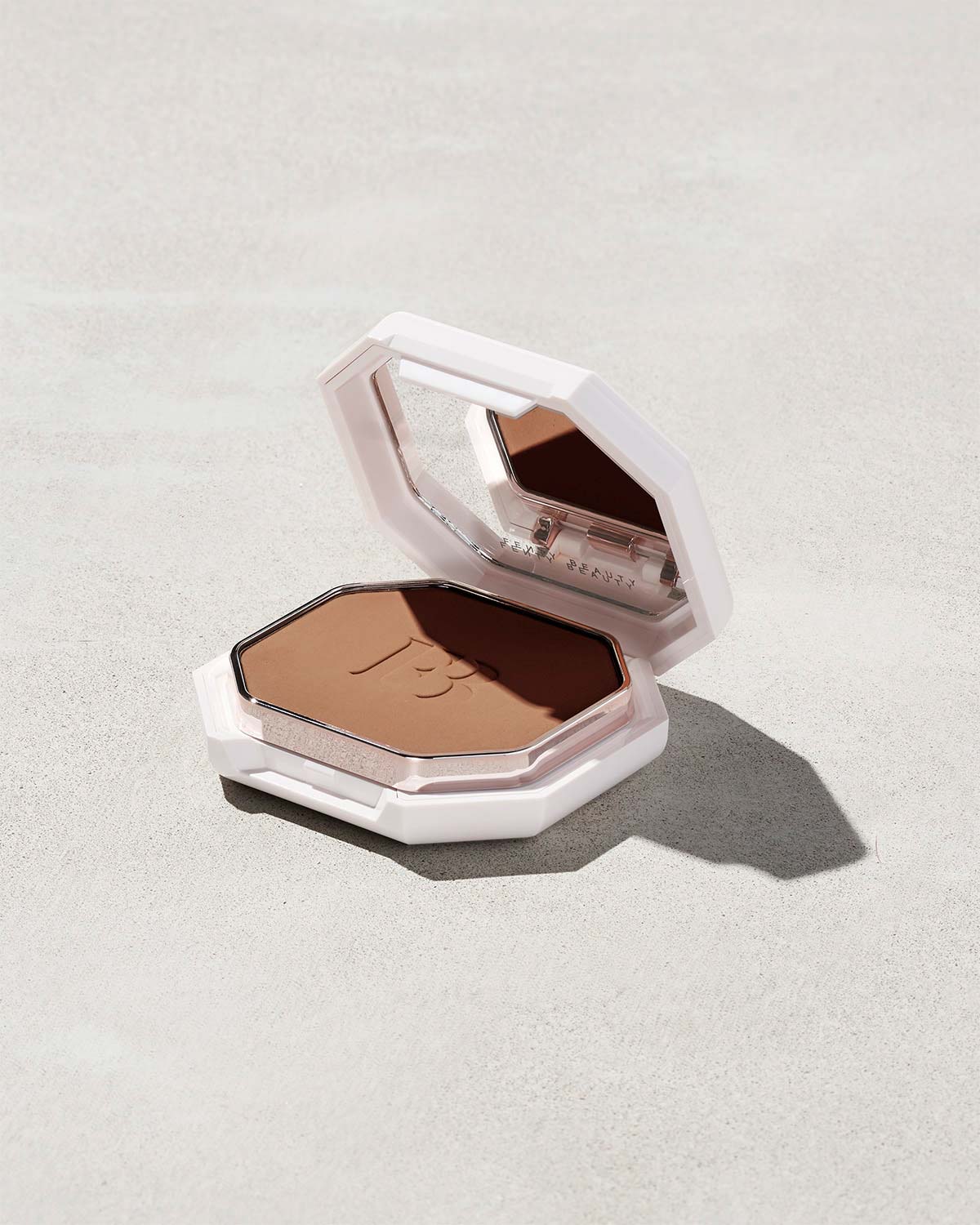 Fenty Beauty Pro Filt'r Soft Matte Powder Foundation - Shade 340