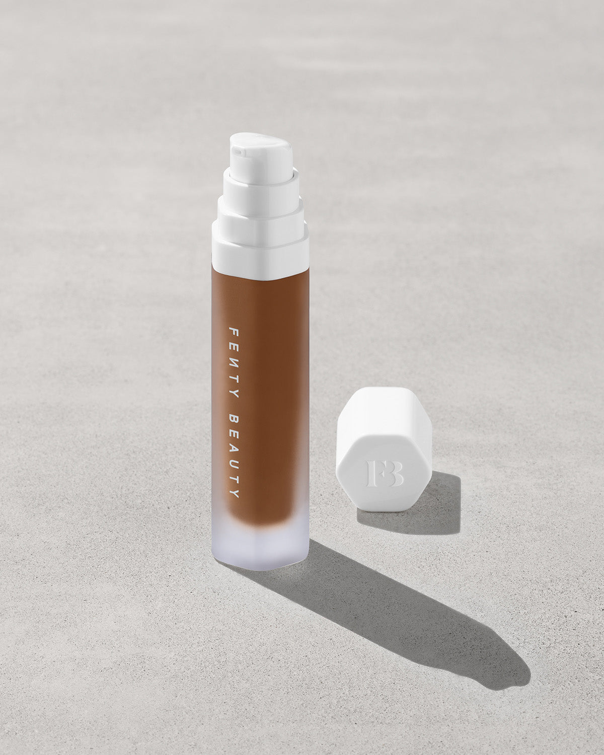Soft'lit Longwear Foundation – Medium Coverage, Hydrating & Waterproof