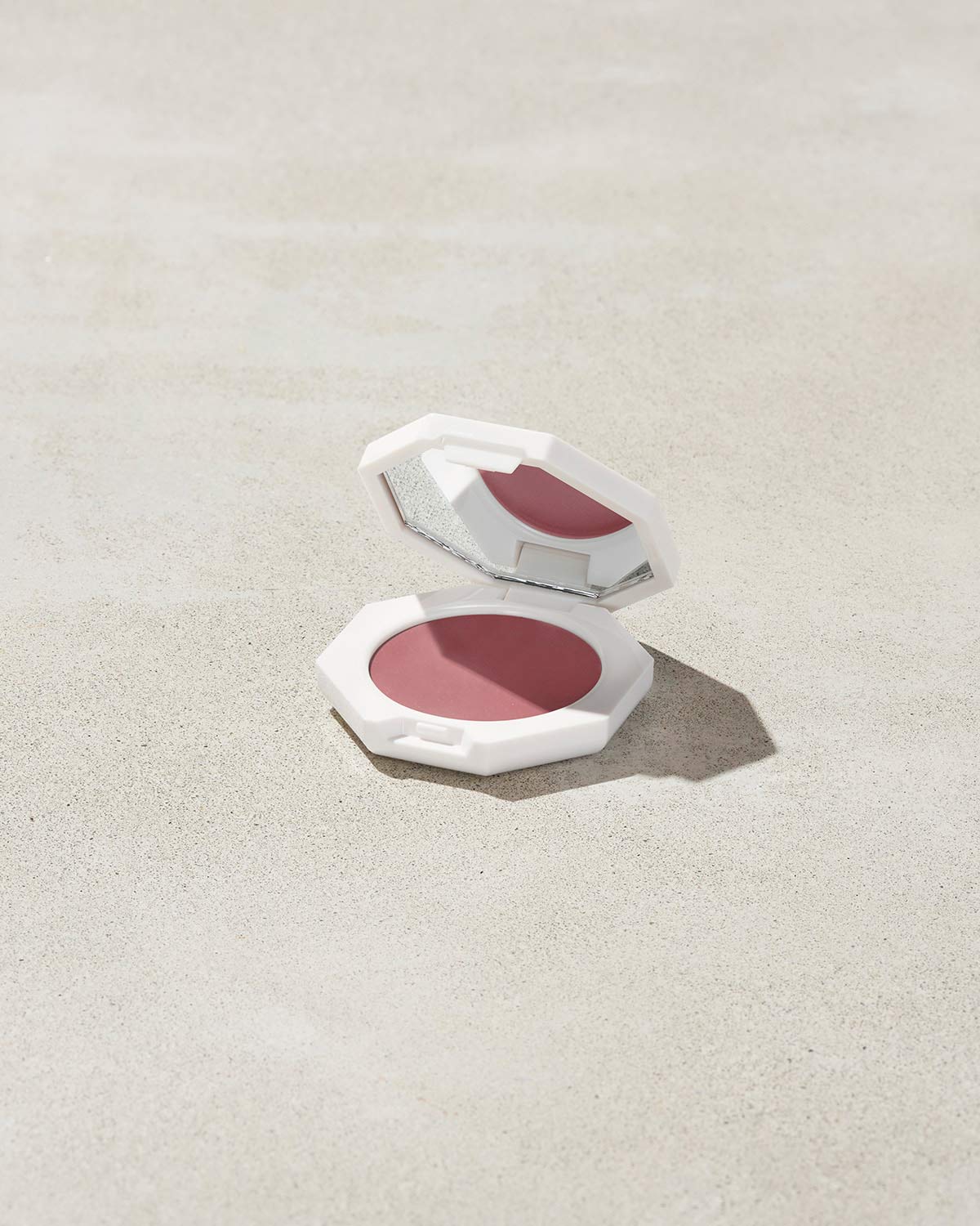 Cheeks Out Cool Berry Cream Blush – Lightweight & Non-Greasy