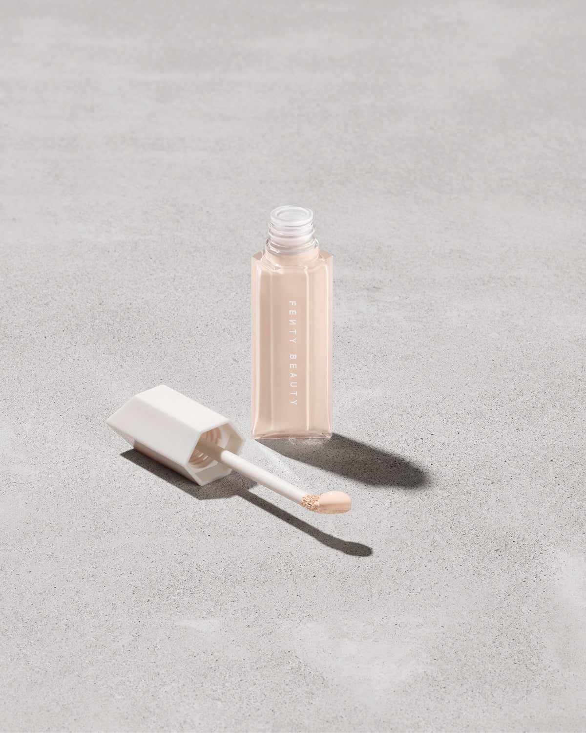 We're Even Longwear Hydrating Concealer — Shade 125C